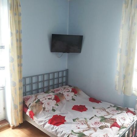 Uniejow Pensjonat Pod Milorzebem Bagian luar foto